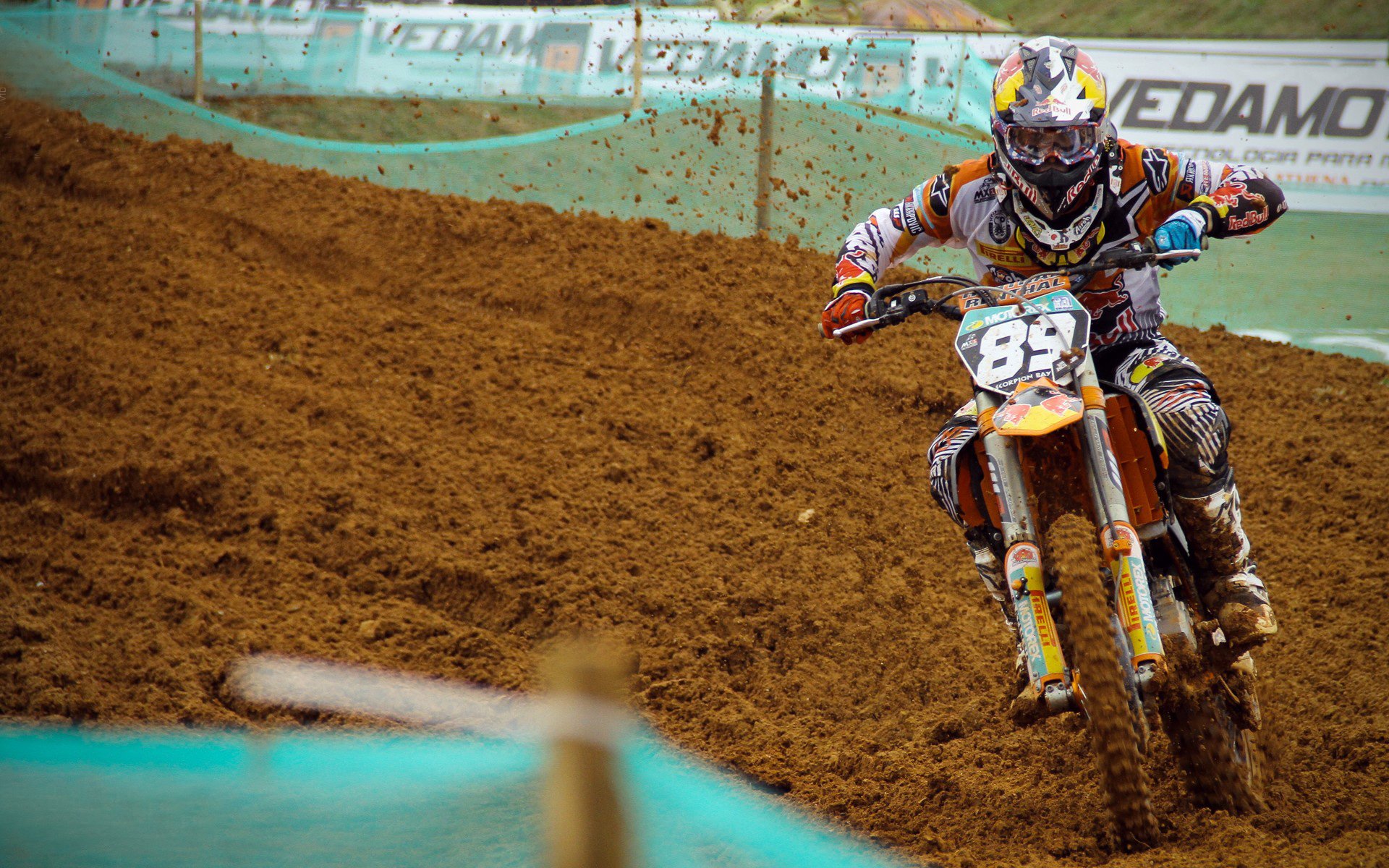 凭实力谱写胜利之歌，国际比赛中砥砺奋进取胜，比赛的胜利者